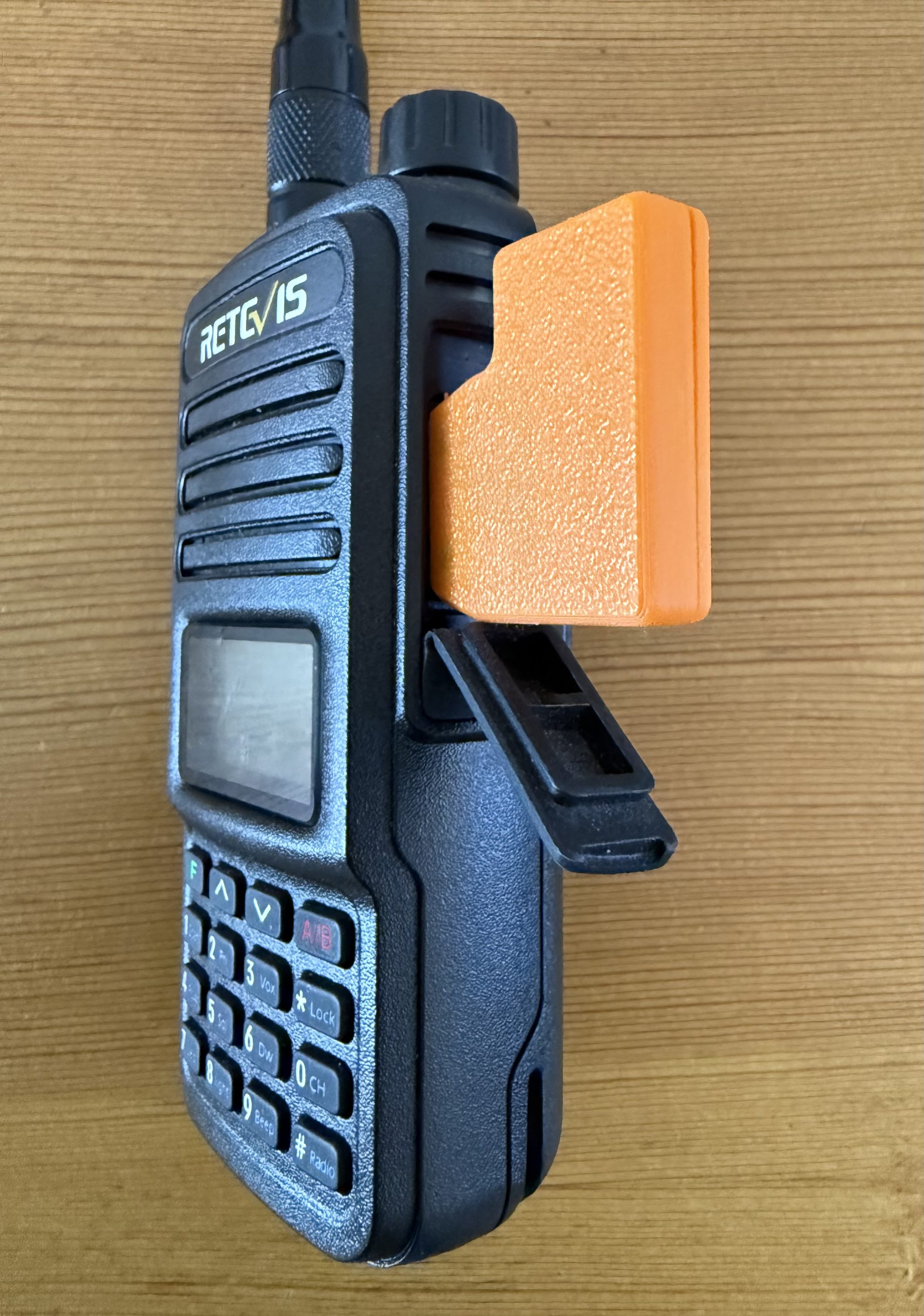 AIOC connected to the Retevis RT85.